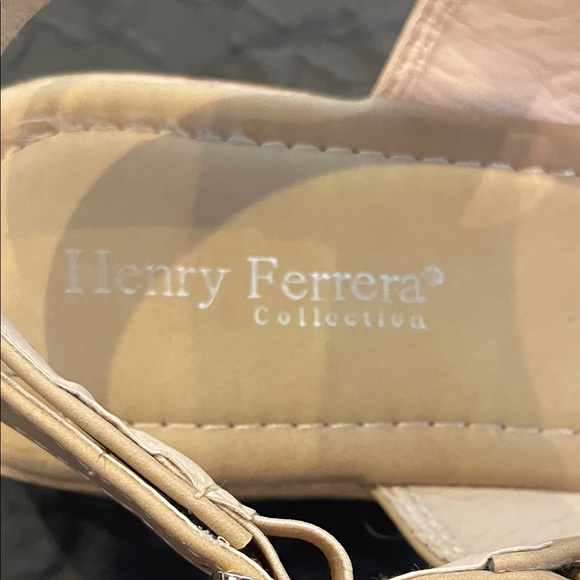 Henry Ferrera Beige Platform Sandals - Picture 11 of 16